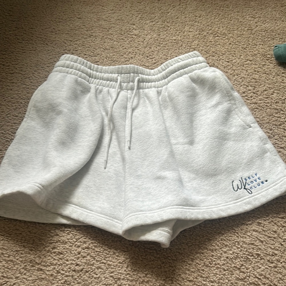 White fox shorts
